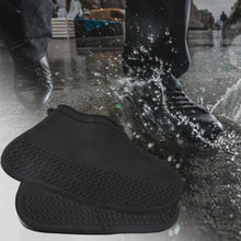 Non-Slip Silicone Rain Reusable Anti skid Waterproof Fordable Boot Shoe Cover (Small Size / 1 Pair / Mix Color)